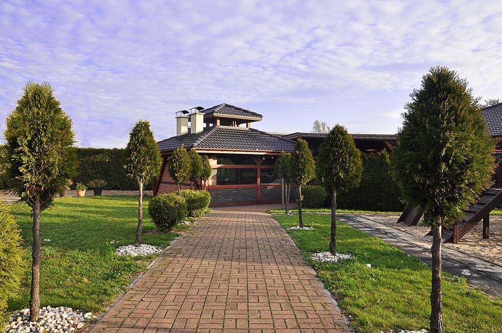 Ahotel Czechowice-Dziedzice Exterior foto